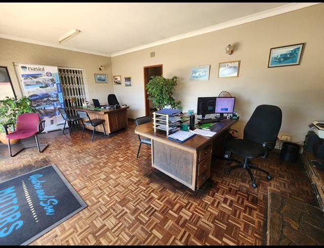 4 BEDROOM HOUSE FOR SALE IN RHODESFIELD